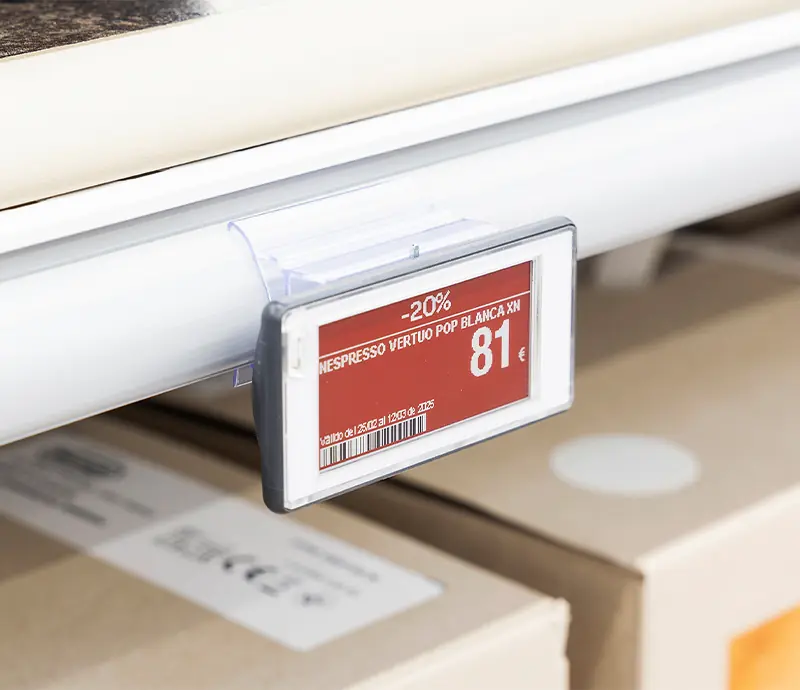 Étiquette électronique vs étiquette papier : pourquoi les magasins changent